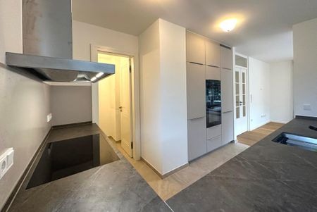 Exklusive Neubauwohnung mit Wohnungslift und Einliegerwohnung in Bogenhausen / Denning - Foto 3