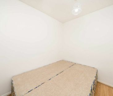 Richens Close - Photo 1