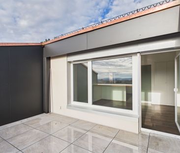 Modern 2.5-room apartment with pool - Photo 6