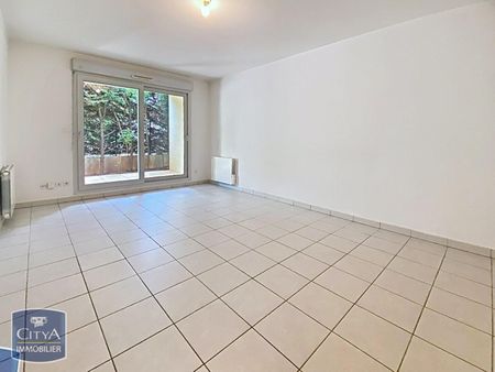 Location Appartement 2 pièces 48m² NEUVILLE SUR SAONE 69250 - Photo 5