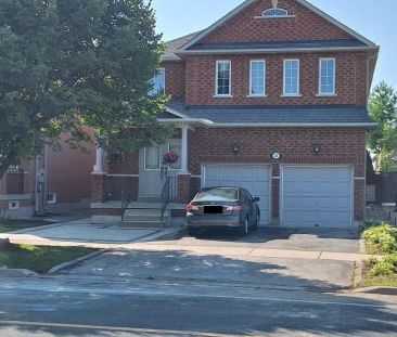 Detached Home For Lease | N9231725 - Photo 3