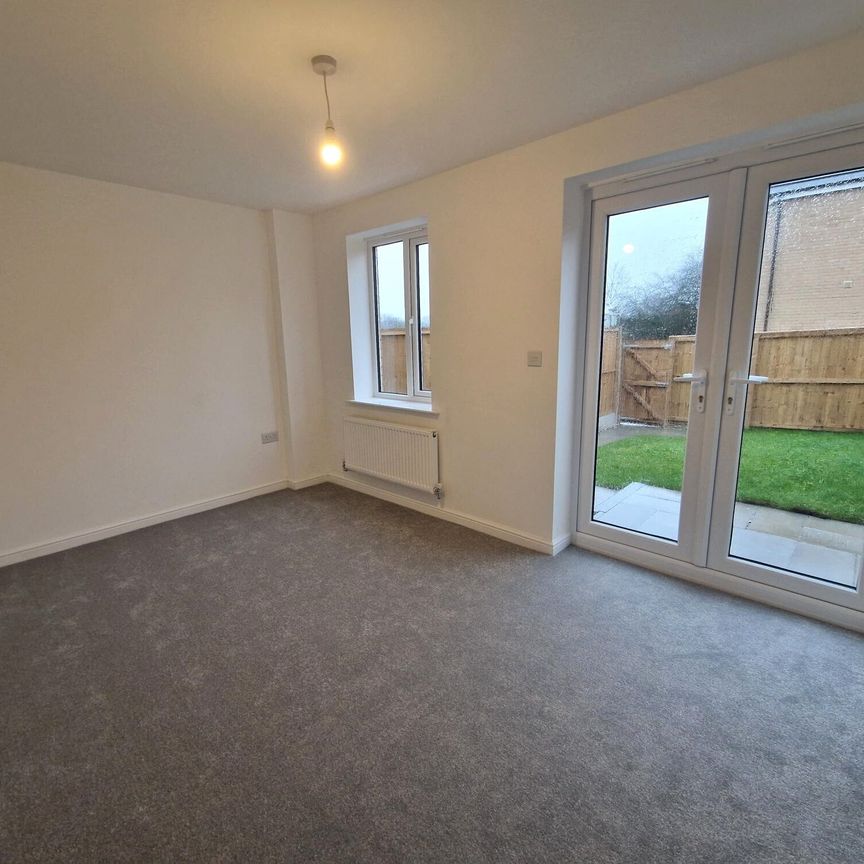 Broad Lane, Pontefract, South Elmsall - Photo 1