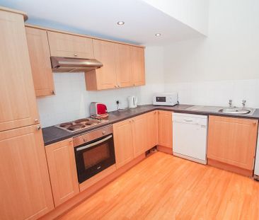 7 bedroom semi-detached house to rent - Photo 3