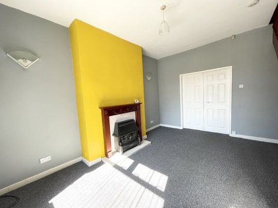 Oxford Grove, Bolton, BL1 - Photo 1