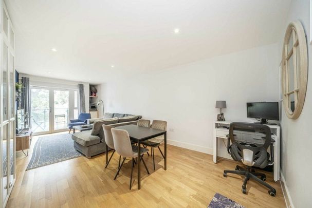 Dragmore Street, Clapham, SW4 - Photo 1