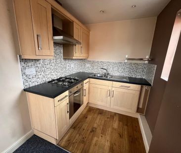 2 bedroom flat to rent - Photo 5