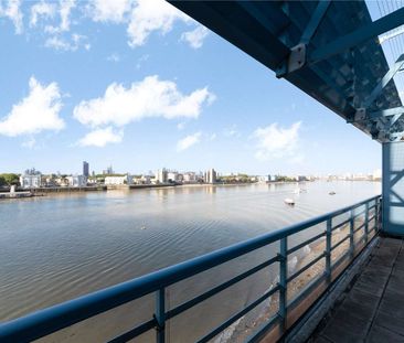A two double bedroom duplex penthouse situated on the 6th and 7th f... - Photo 4