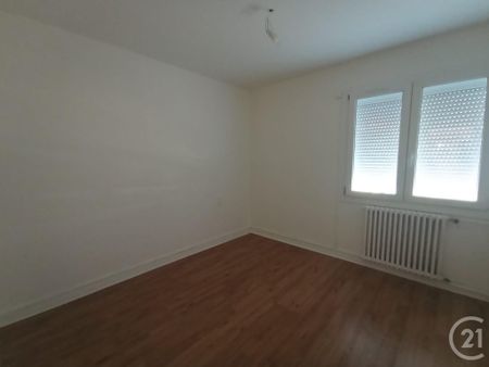 Location Appartement 3 pièces 72m² GRAULHET 81300 - Photo 3