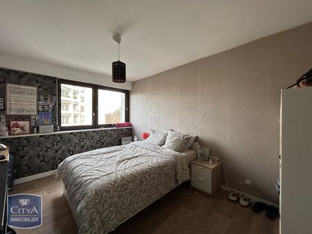 Location Appartement 4 pièces 88m² LA CHAUSSEE ST VICTOR 41260 - Photo 3