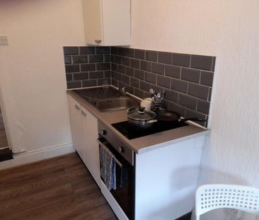 Studio to rent - Photo 6