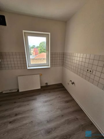 *Tolle 3 Raum-Wohnung freut sich auf neue Mieter * - Foto 3