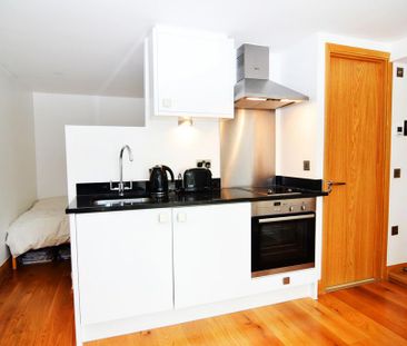 Studio to rent - Photo 3