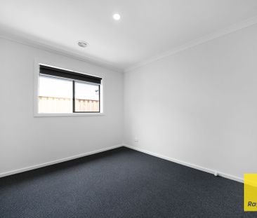 Brand New Dream Home in the Heart of Tarneit! - Photo 5