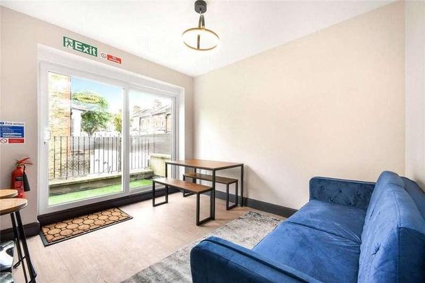 Taybridge Road, Battersea, SW11 - Photo 1