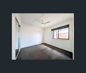 Modern and Stylish Living in Sought-After Brookhaven Estate - Photo 4