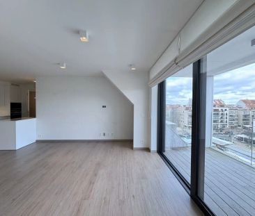 Ruim appartement met 2 slaapkamers in het centrum van Knokke. - Photo 4