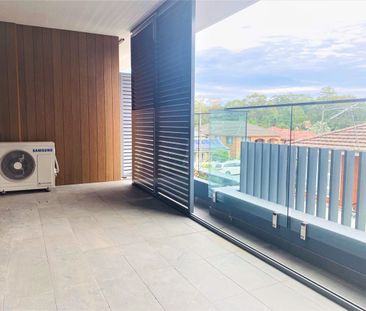 Newly Brand New Spacious 1bedroom apartment - Photo 2