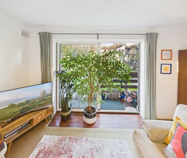 Glenbyrne Lodge, Beckenham, BR3, London - Photo 2