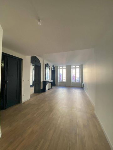 Location appartement bourgeois 4 pièces 132.96 m² à Romans-sur-Isère (26100) 4 - Photo 3