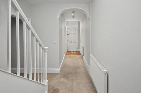 3 bedroom end of terrace house to rent - Photo 4