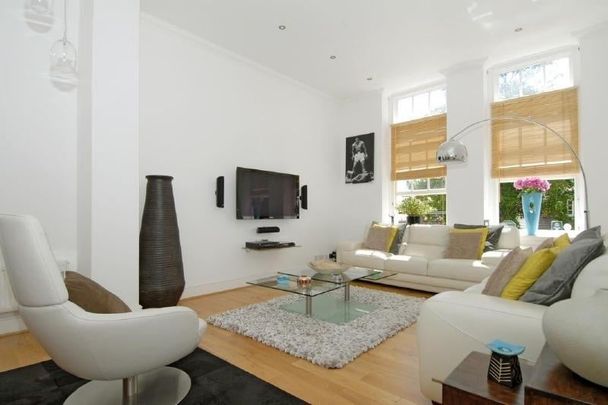 2 Bed Flat, Lulworth Court, N14 - Photo 1