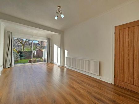 3 bedroom semi-detached house to rent - Photo 2