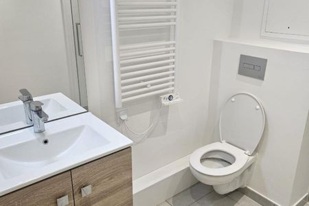 Louer colocation 2 pièces de 45 m² - Photo 2