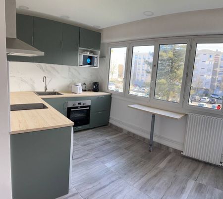 Chambre entièrement équipée - Photo 4