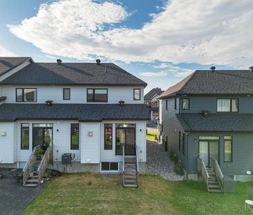 For Lease - 16 NETTLE Crescent, Leitrim, Ontario - Photo 1