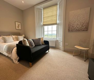 Studio flat to rent on - Photo 2