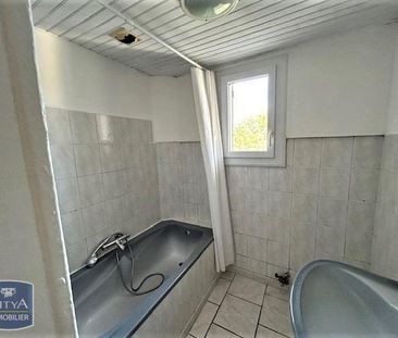 Location Appartement 4 pièces 68m² PEYROLLES EN PROVENCE 13860 - Photo 5