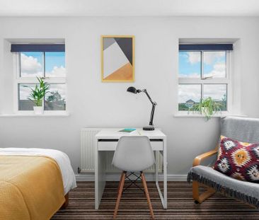 1 bedroom in a house share to rent - Photo 4