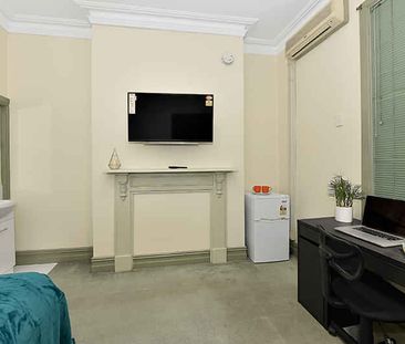Room 1 (Non Ensuite) - Photo 5
