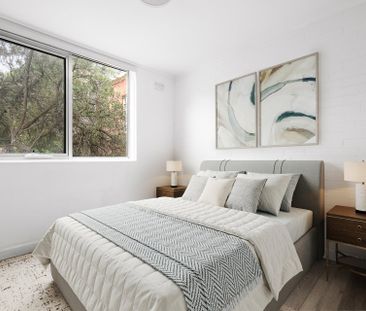 Renovated, Tranquil And Secure In Prestigious Locale - Photo 6