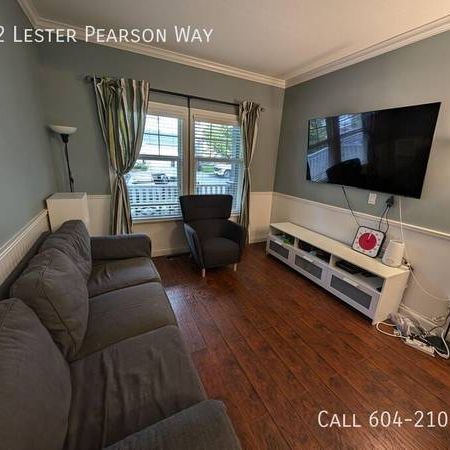 Desirable 5 Bedroom Home in Auguston - Photo 1