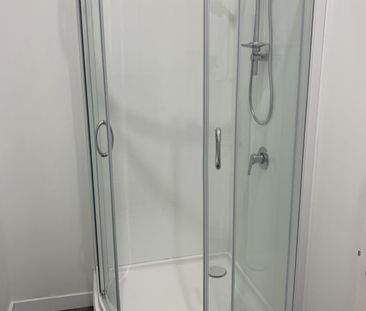 Easy Living - Grand Central Station - Photo 1