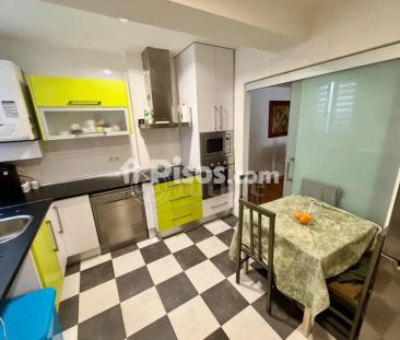 Piso en alquiler en Calle de María Auxiliadora - Photo 1