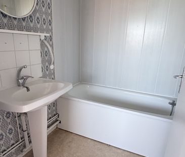 Location Appartement 2 pièces 45m² LENS 62300 - Photo 2