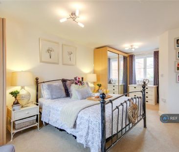 1 bedroom detached house to rent - Photo 3