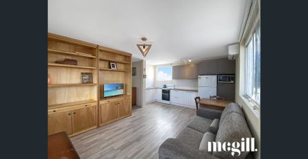 Charming 1-Bedroom Unit in Prime Alexandra Headland Location - Photo 5