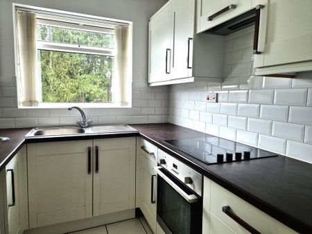 2 bedroom flat to rent - Photo 5