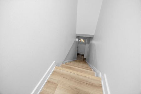 For Lease - 851 Danforth Avenue Unit# B, Toronto, Ontario - Photo 5