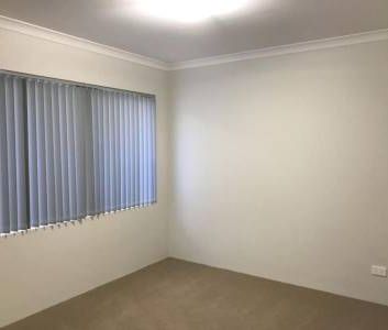 Income Limits Apply - 2 x 1 Ground floor unit - LEASE UNTIL JUNE 26... - Photo 1