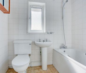 5 bedroom semi-detached house to rent - Photo 6