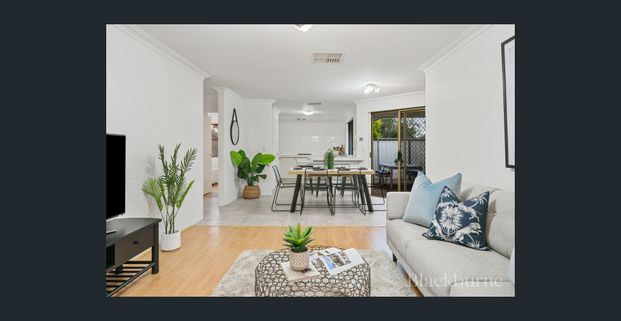 Spacious Villa in Prime Locale - Photo 1