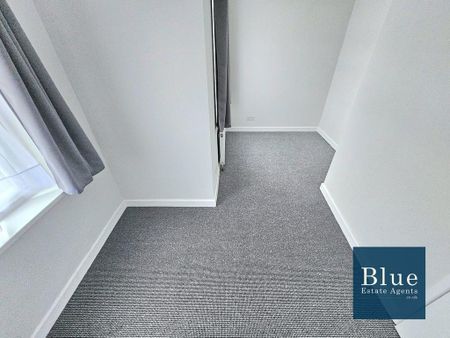 5 bedroom semi-detached house to rent - Photo 3