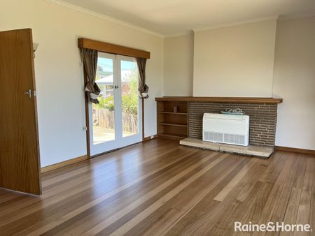 22 Jungira Street, Howrah, TAS 7018 - Photo 2