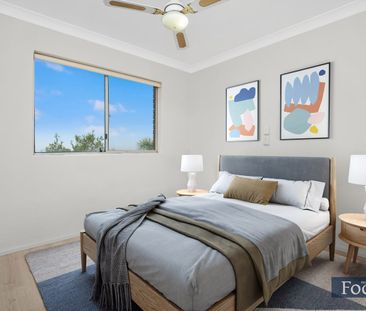 Quiet top floor unit - Photo 2