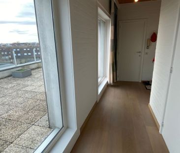 Appartement te huur in Sint-Idesbald voor € 900 met 2 slaapkamers - Photo 3