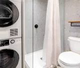 1 room apartment of 60m² in Quebec - Photo 2